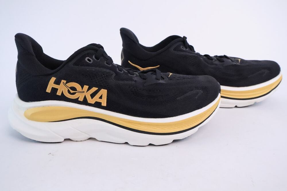 Hoka One One Clifton 10 Women Size 8B Black Gold Running Shoes 1162031 BKGD #122